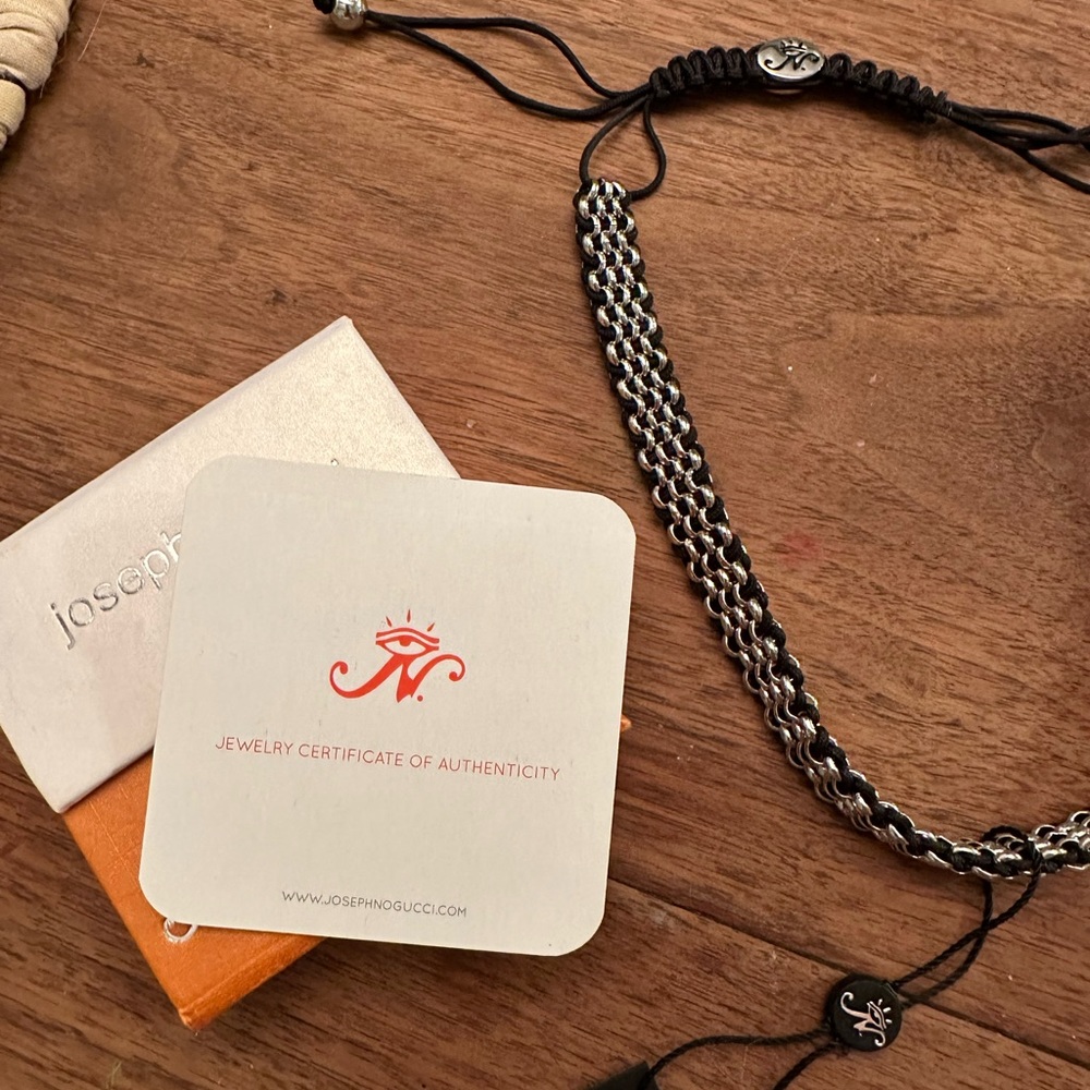 Brand new in box Joseph Nogucci adjustable choker